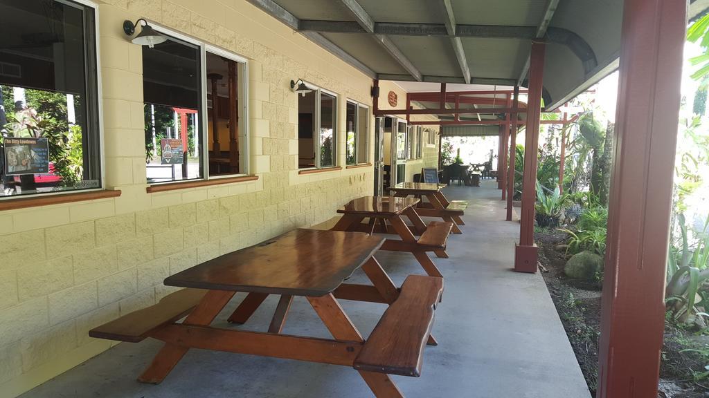 Cow Bay Hotel Motel Port Douglas Exterior photo