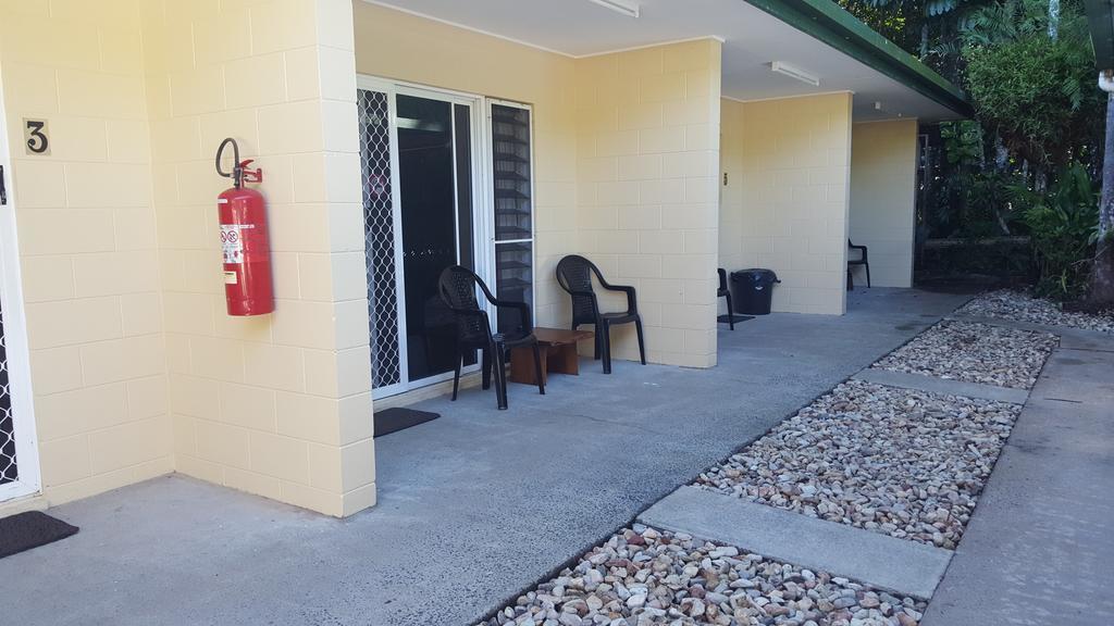 Cow Bay Hotel Motel Port Douglas Exterior photo
